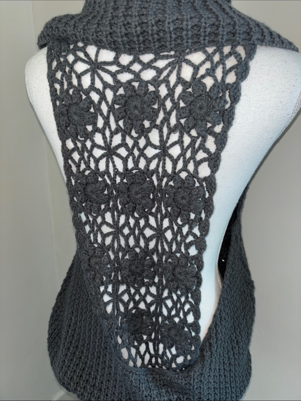Oliver by Escio Charcoal Knit Cowl Neck Sweater Vest, sz M